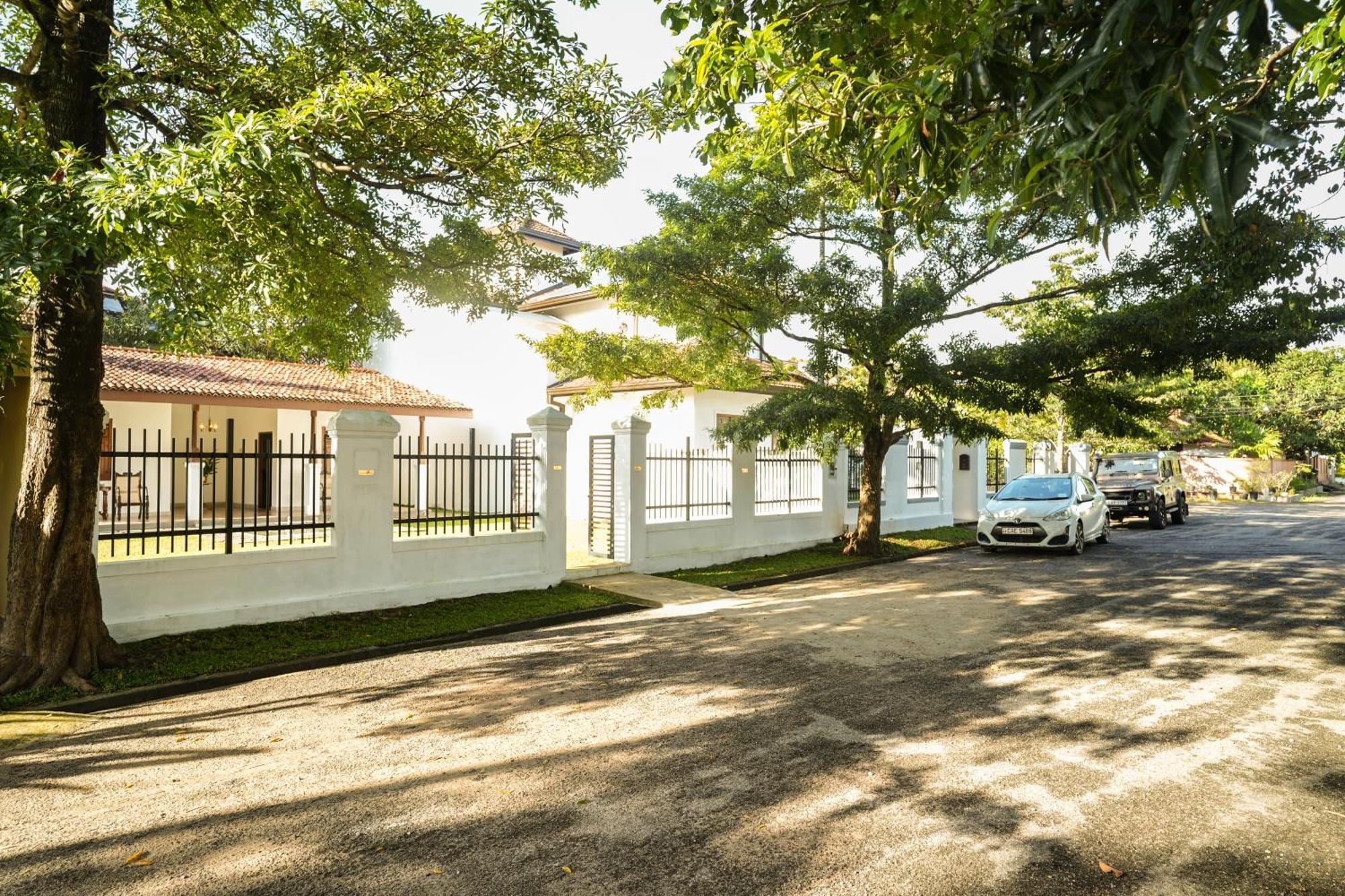 Summer House - Private Villa Close To International Airport Bia จา-เอลา ภายนอก รูปภาพ